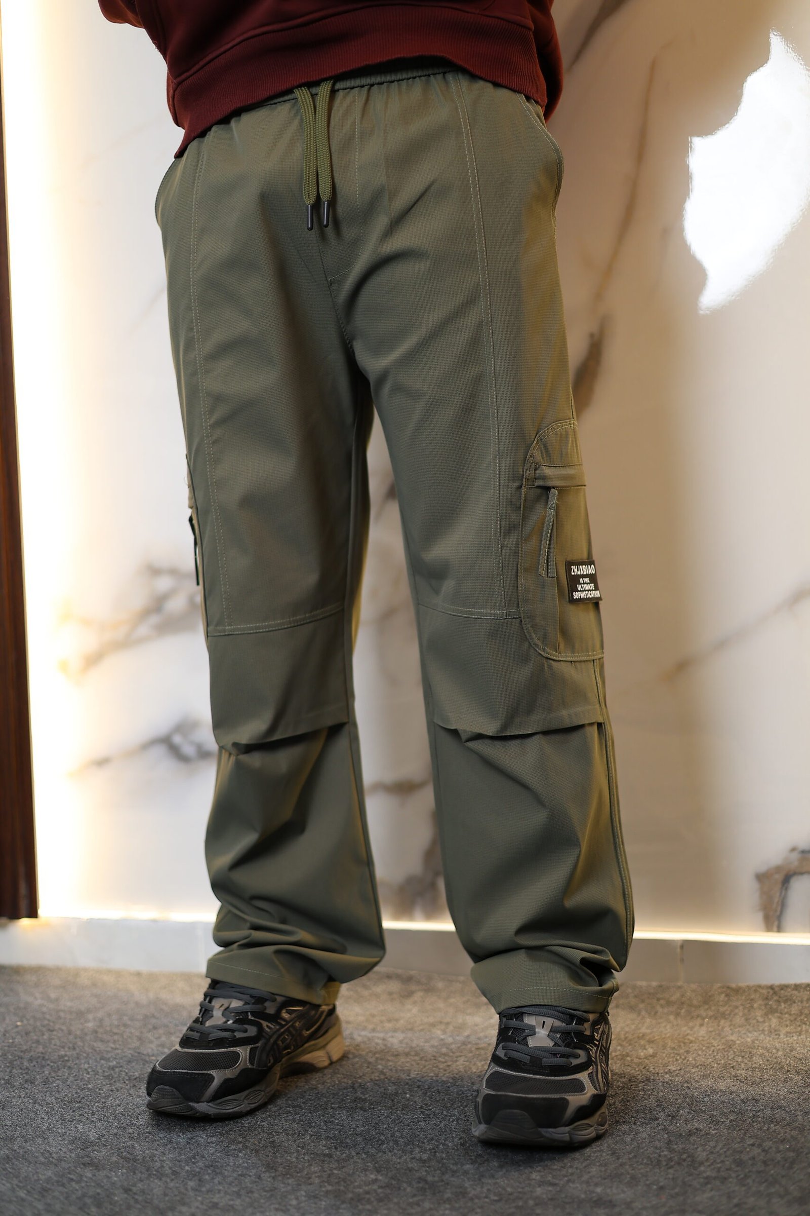 The Signature Wide-Leg Cargo Pant - Image 10